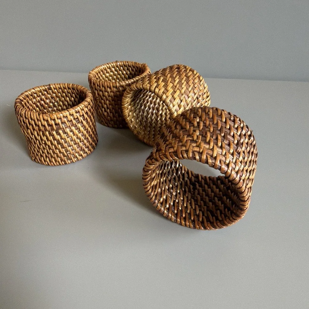 Set of 4 Wicker Rattan Woven Napkin Rings Brown Wood Pier 1 Natural Round Dark